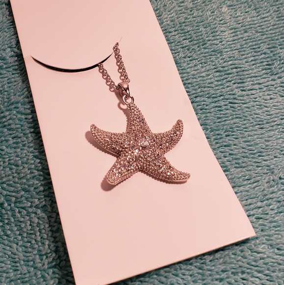 Grade AAA CZ .925 Silver Starfish Necklace - Picture 6 of 8